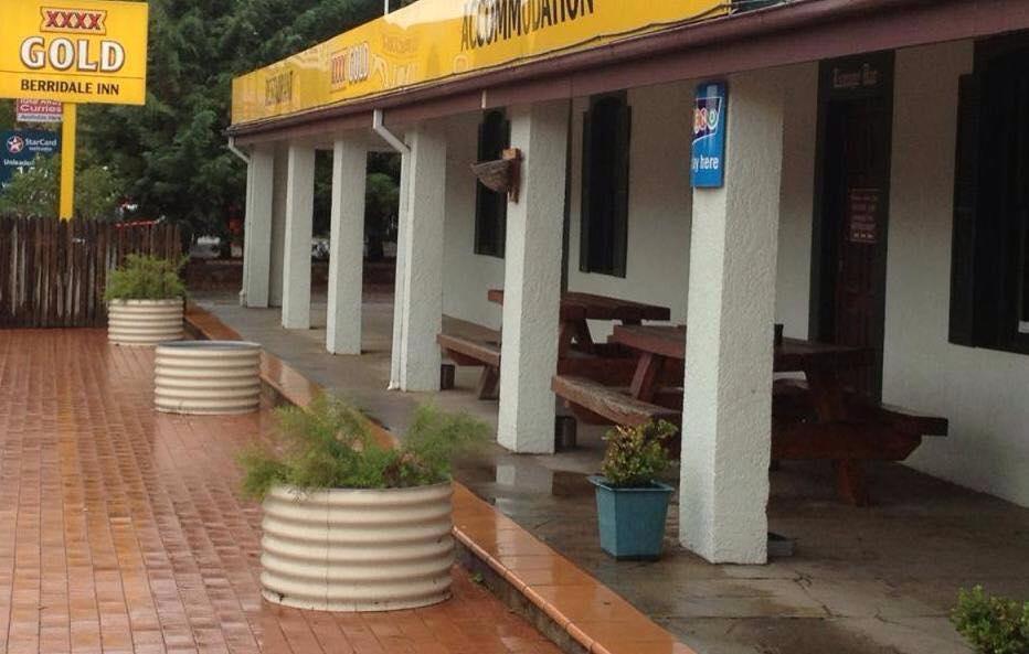 Berridale Inn Hotel Motel Exterior photo